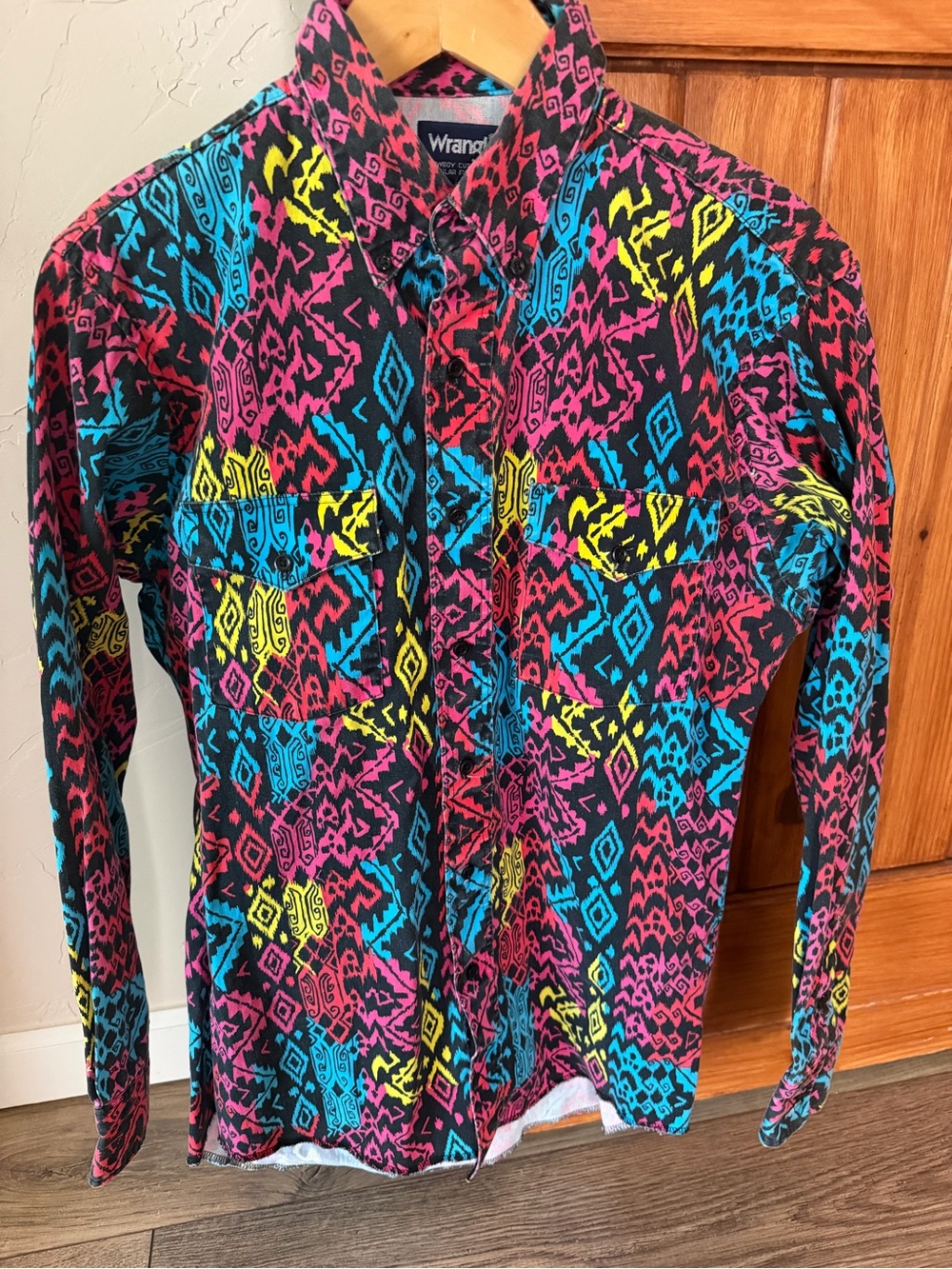 Vintage Wrangler Cowboy Cut Western Shirt Neon Print Single Needle Tailor 15 34